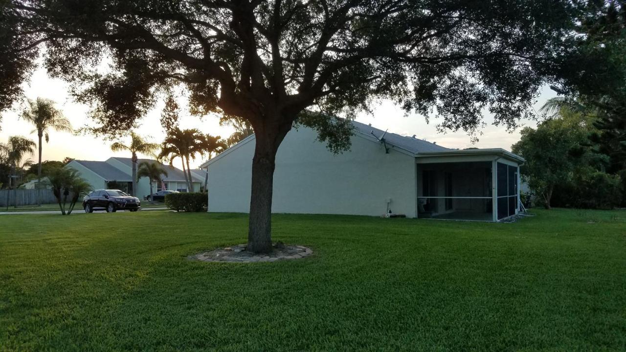 Sun&Fun - Beautiful Renovated 2/2 Villa In Jupiter Extérieur photo